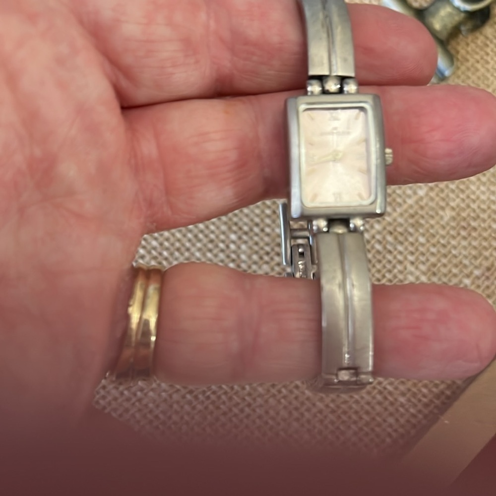 anne klein - Picture 2 of 3